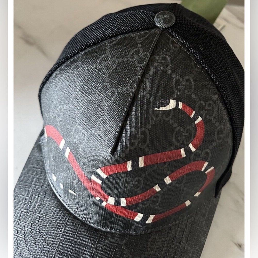 SOLD SOLD NWT GUCCI KINGSNAKE GG SUPREME LOGO BASEBALL CAP HAT BLACK/GRAY SIZE S